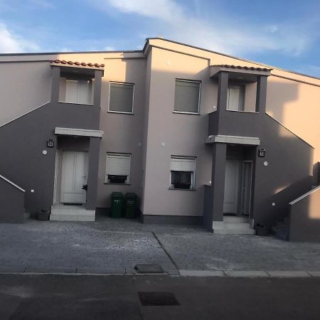 Apartman Petra 1 Vir Dış mekan fotoğraf