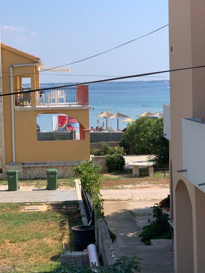 Apartman Petra 1 Vir Dış mekan fotoğraf