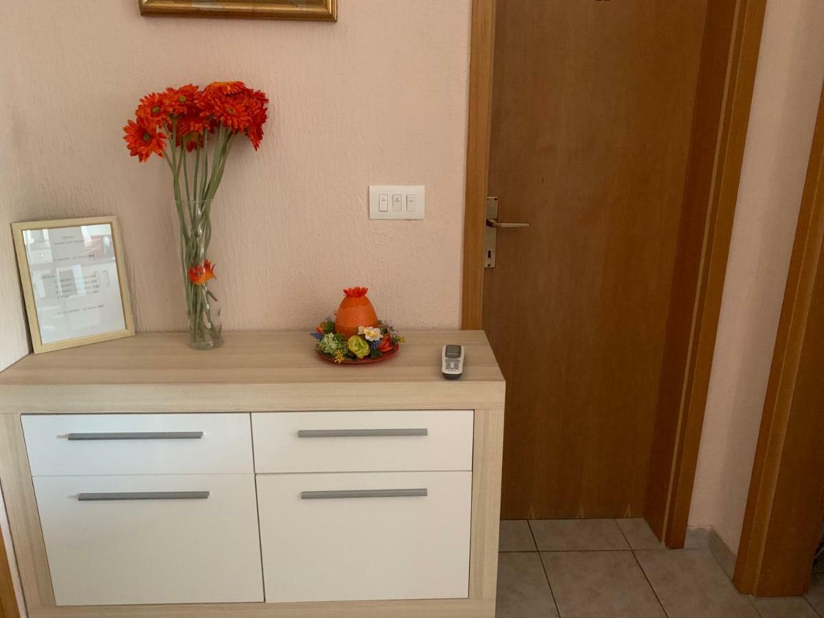 Apartman Petra 1 Vir Dış mekan fotoğraf